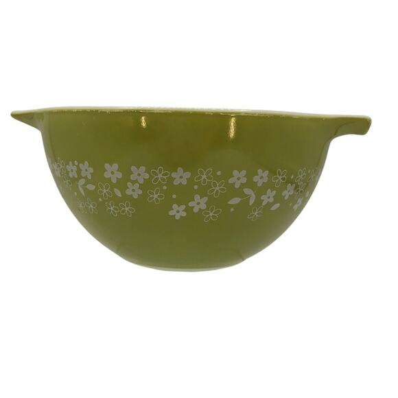 Pyrex Crazy Daisy 441 Cinderella Mixing Bowl Spring Green 750mL Vintage - Picture 1 of 7